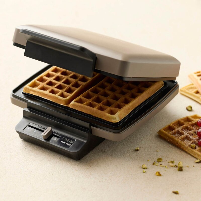 Blomsterbergs Belgisk vaffeljern 1200W latte
