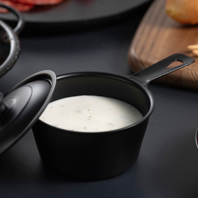 Modern House Tapitas ildfast form med lokk 15,5 cm emaljert