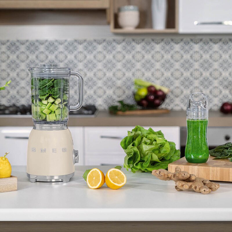SMEG Blender BLF03 1,5L krem
