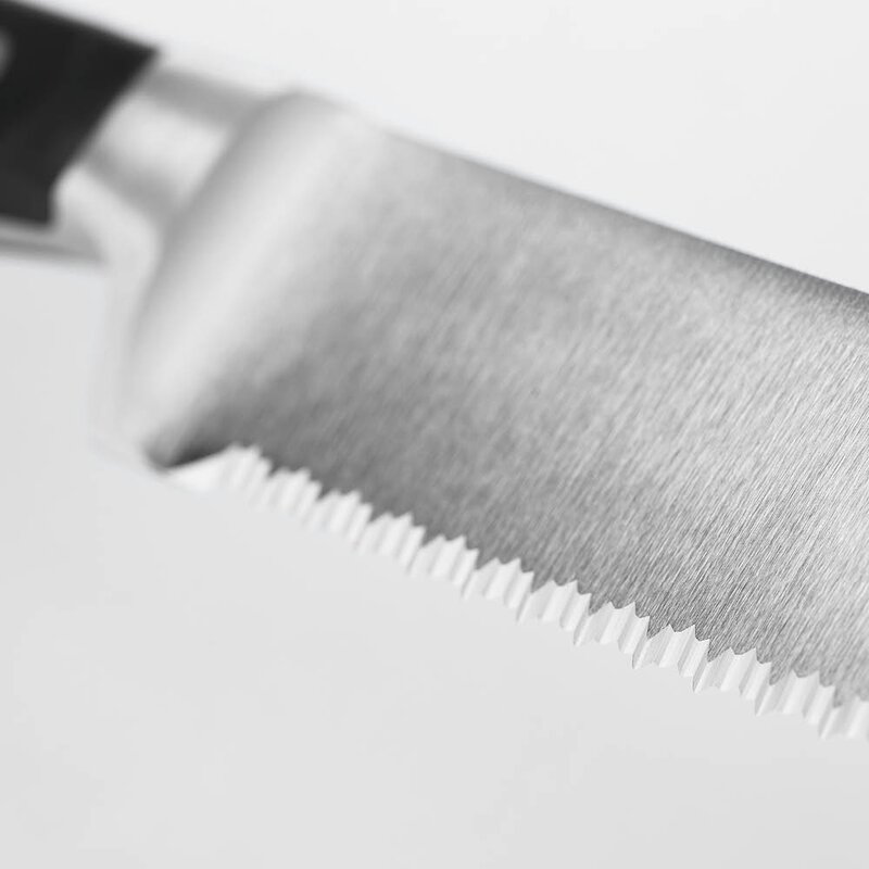 Wüsthof Classic brødkniv 23 cm dobbelttannet svart