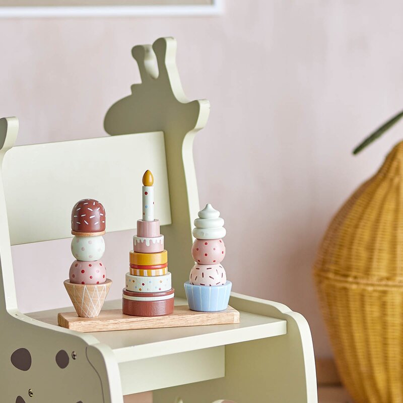 Bloomingville MINI Celebrate aktivitetsleke 23 cm 18 deler