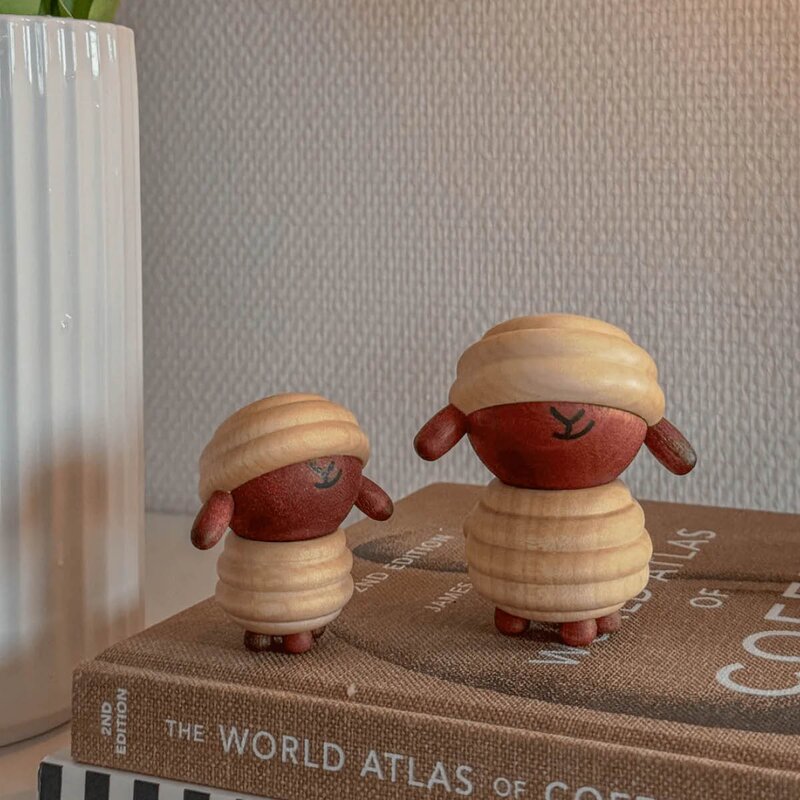 FableWood Ulrik sau trefigur 6 cm lønn