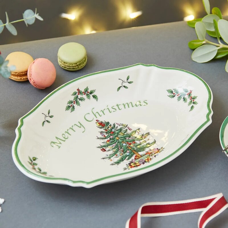 Spode Christmas Tree Merry Christmas brett 28 cm hvit/grønn/rød