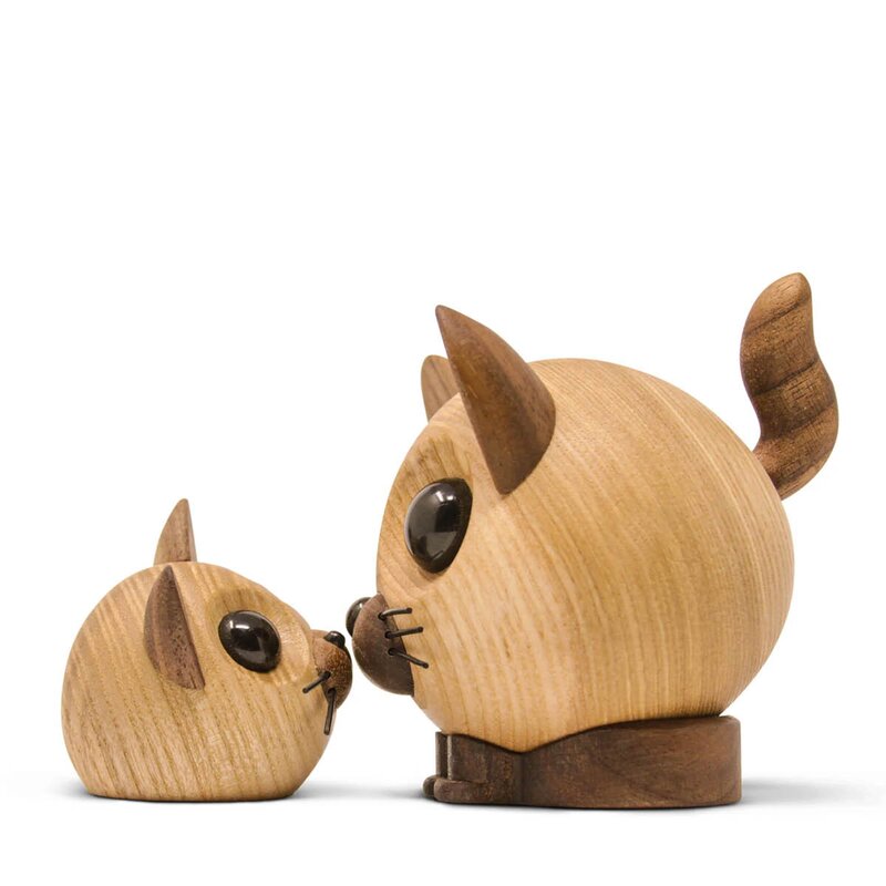 FableWood Figaro kattunge trefigur 6 cm ask/valnøtt