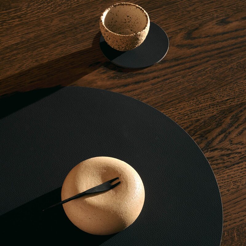 LIND DNA Circle Nupo bordbrikke 38 cm Black Ink