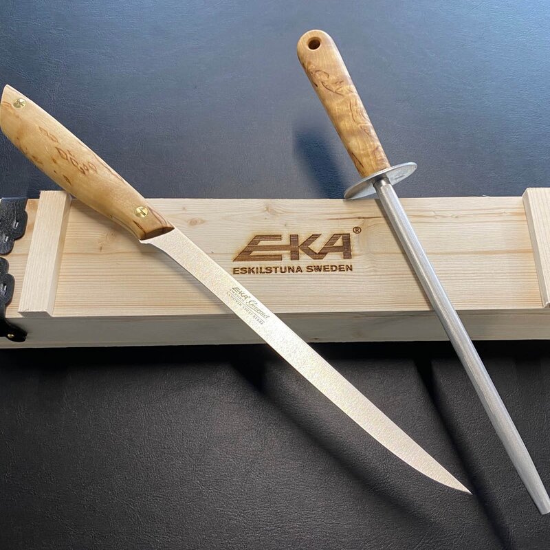 EKA Gourmet gavesett filetekniv 20 cm og brynestål 20 cm masurbjørk/rustfritt stål