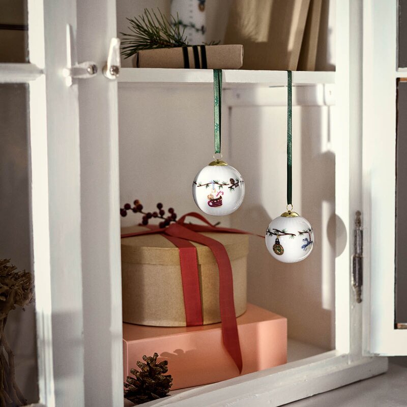 Kähler Hammershøi Christmas kule 2026 6 cm hvit m/dekor