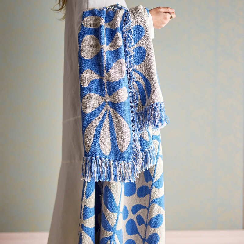 Bloomingville Pledd Nevine 160x130 cm blå