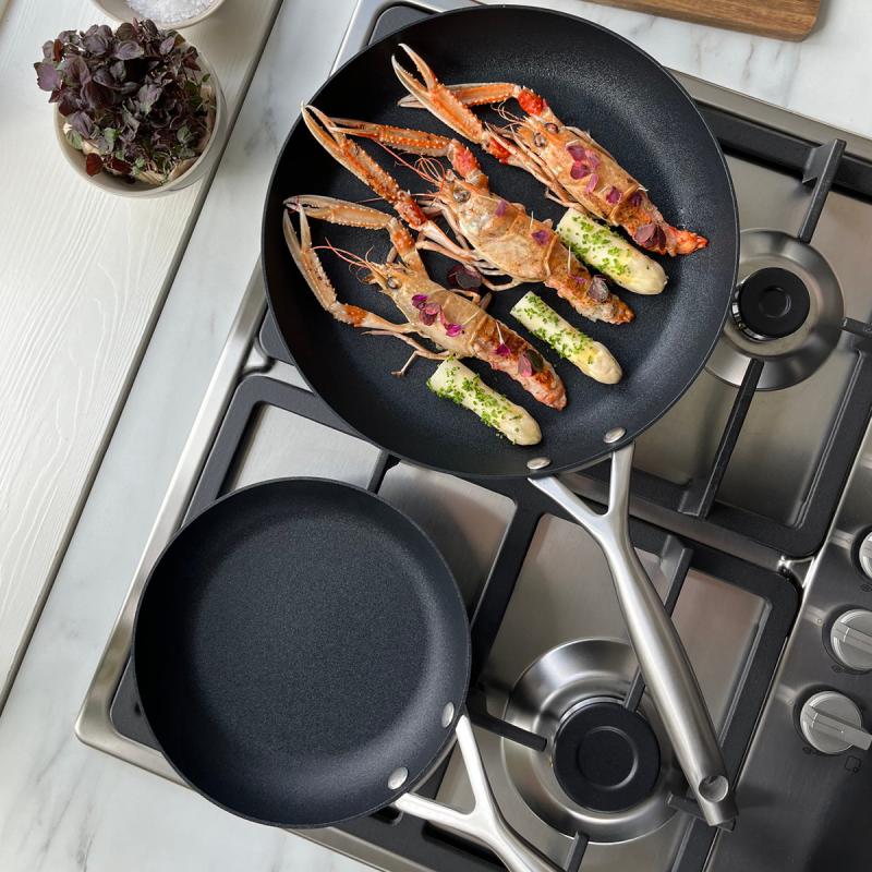 Scanpan PRO S+ stekepanne 24 cm svart