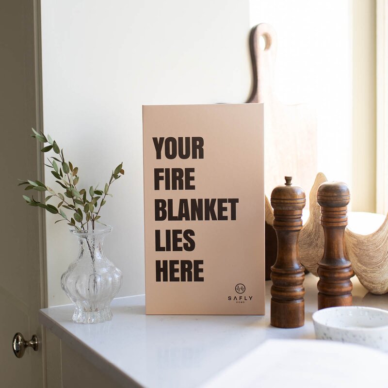 Safly Coffee Table Book med brannteppe 16x28 cm beige