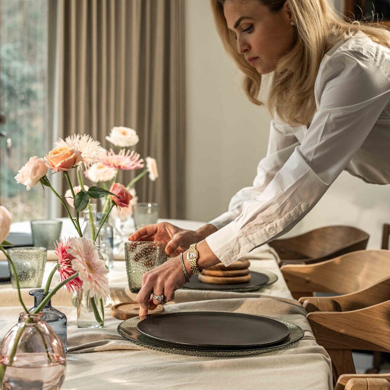 Aida RAW Titanium Black middagstallerken 28 cm 