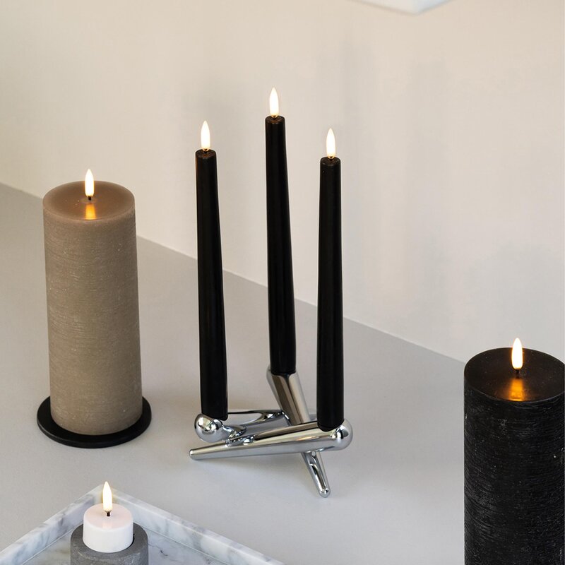 Uyuni Lighting Taper Candles kronelys 2,3x25 cm 2 stk svart