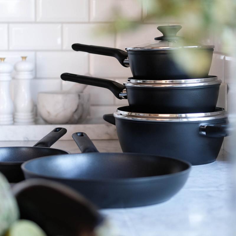 Modern House Kitchen Essentials grytesett 5 deler svart