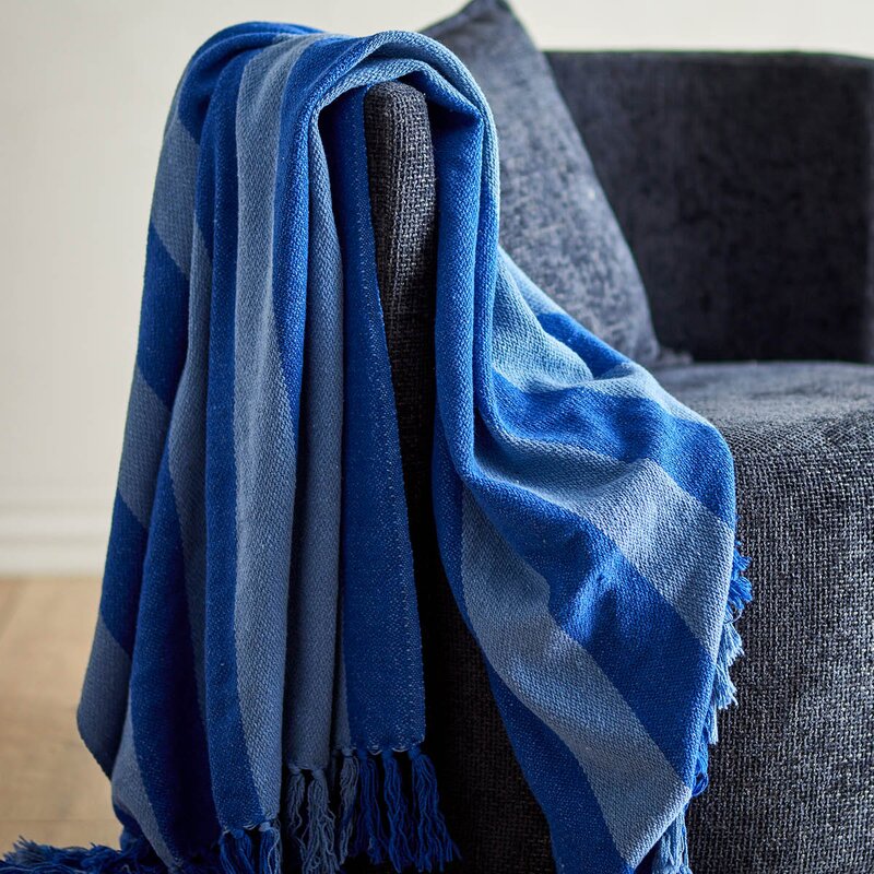 Bloomingville Frello pledd 160x130 cm blå