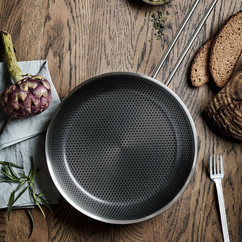 Eva Trio Multi Mosaic keramisk stekepanne 28 cm resirkulert stål