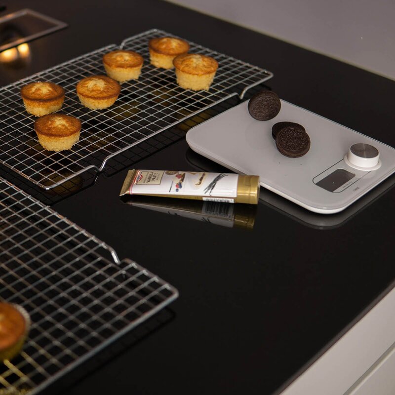 Modern House bAYk digital kjøkkenvekt dynamo hvit