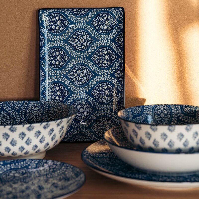 Stiernholm Sakura asjett 25x16 cm blå/hvit