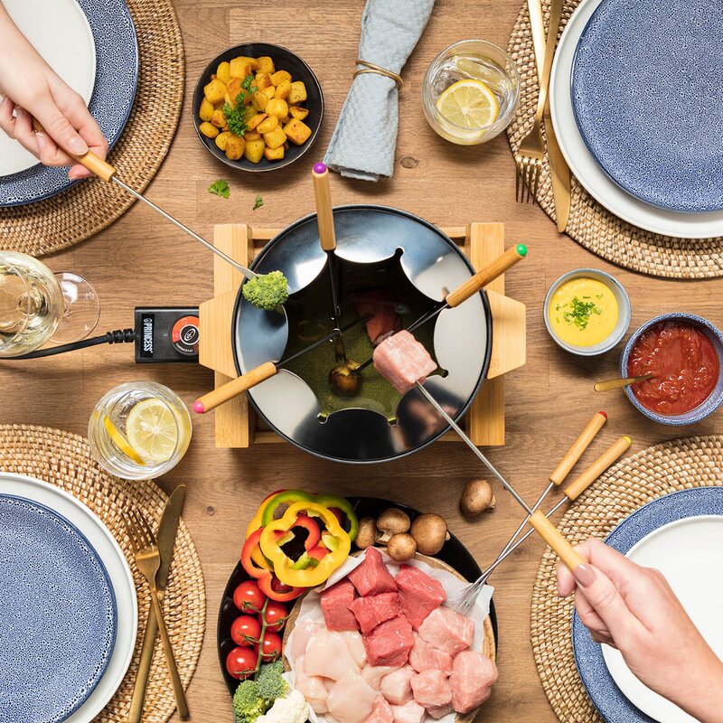 PRINCESS Fonduesett med 8 pinner 173025 1,5L svart/bambus