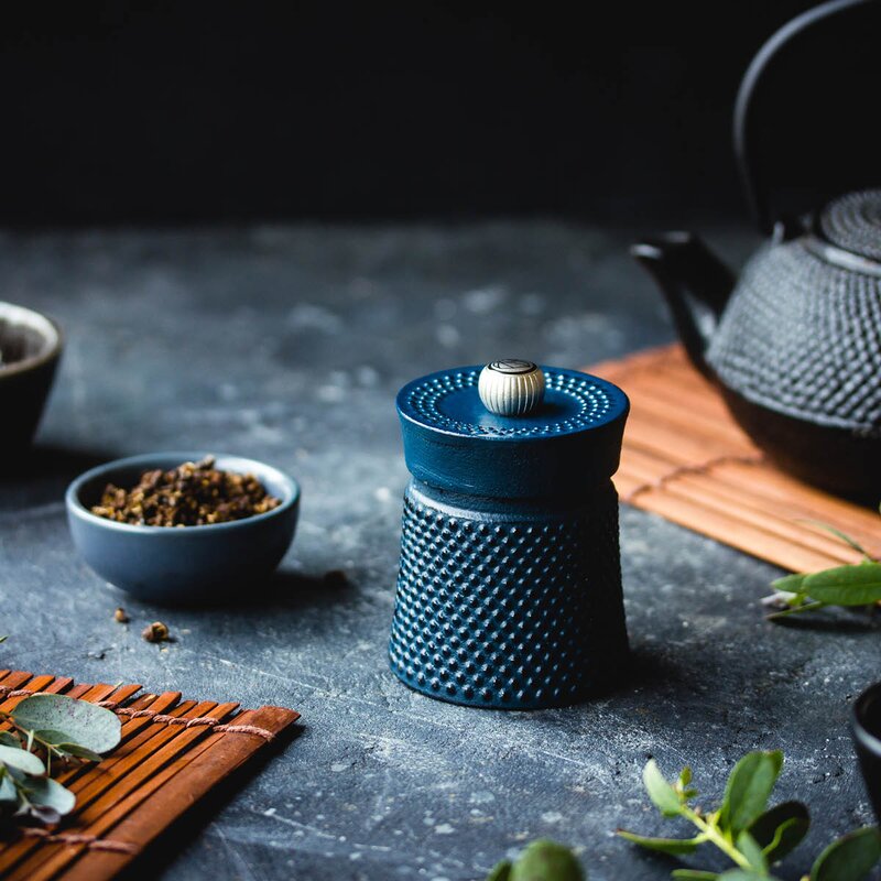 Peugeot Bali pepperkvern i støpejern 8 cm blå 