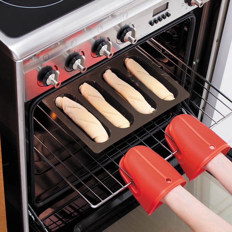 Lékué Silikonform for mini-baguetter 4 hull brun