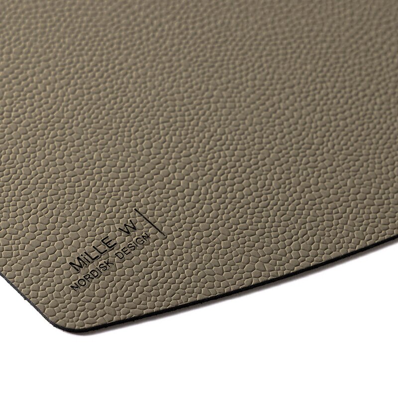 MiLLE W NORDISK DESIGN Ellips bordbrikke 45x35 cm grå