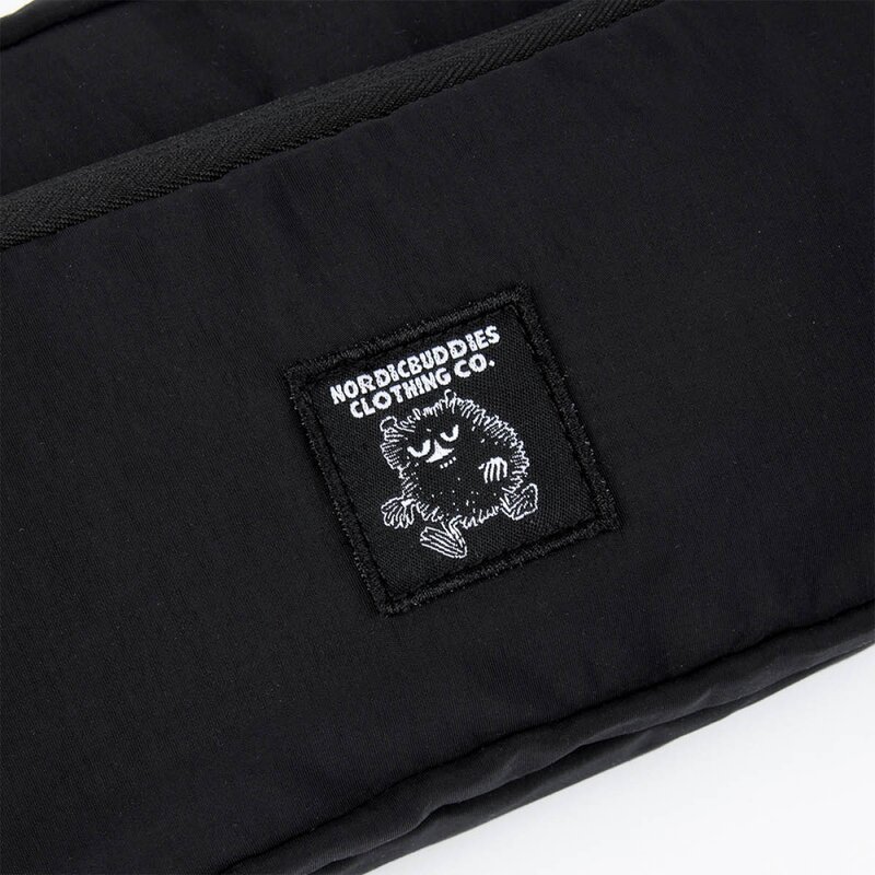Nordicbuddies Mummi retro mageveske 25x15 cm Stinky svart