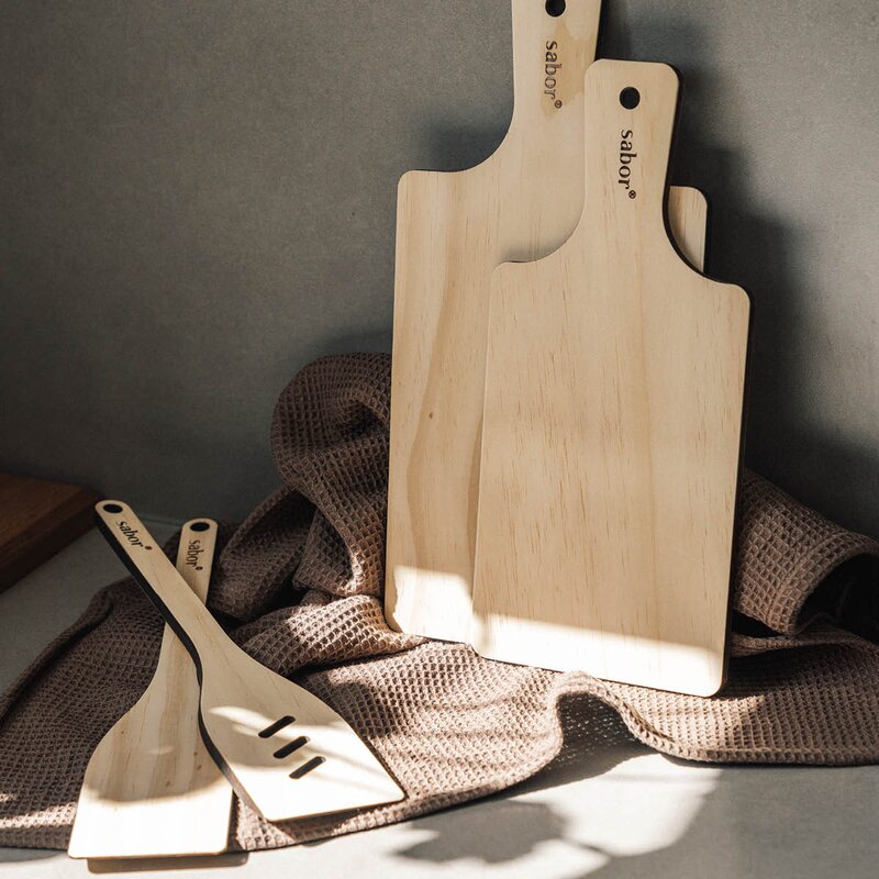 Sabor Trevig stekespade med hull 30 cm accoya