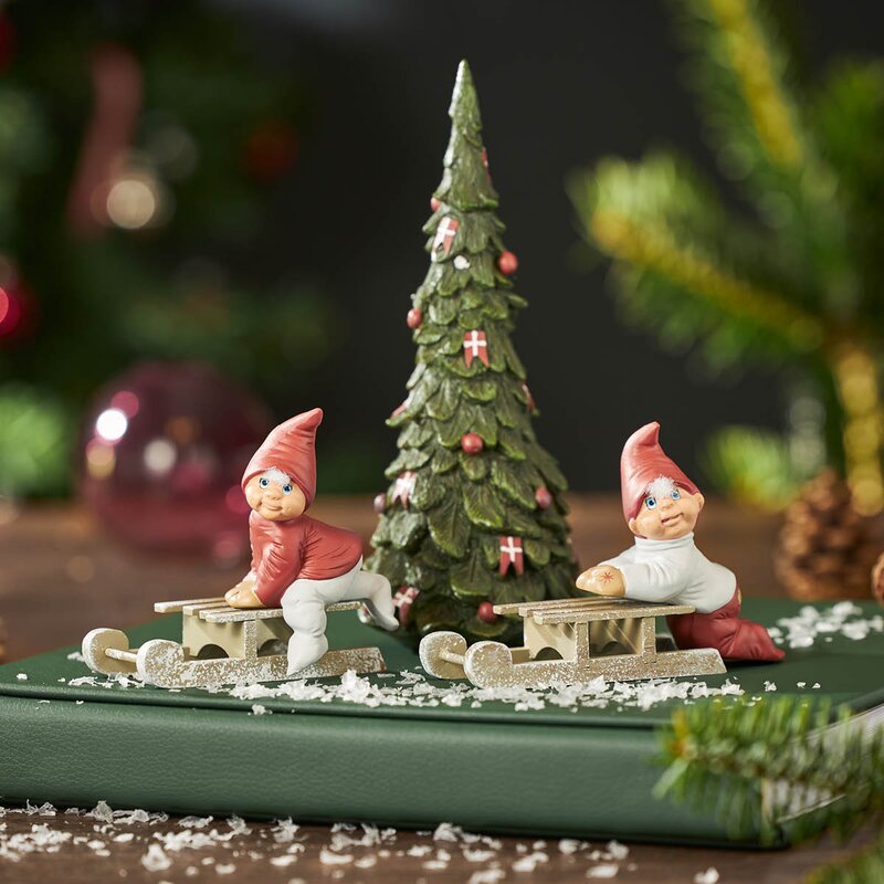 Klarborg Carl & Joanne nisser med juletre 16 cm