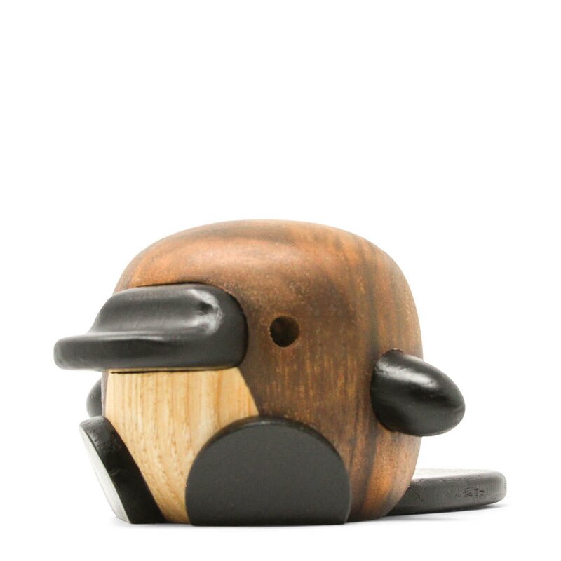 FableWood Mary nebbdyr trefigur 5,5 cm ask/valnøtt