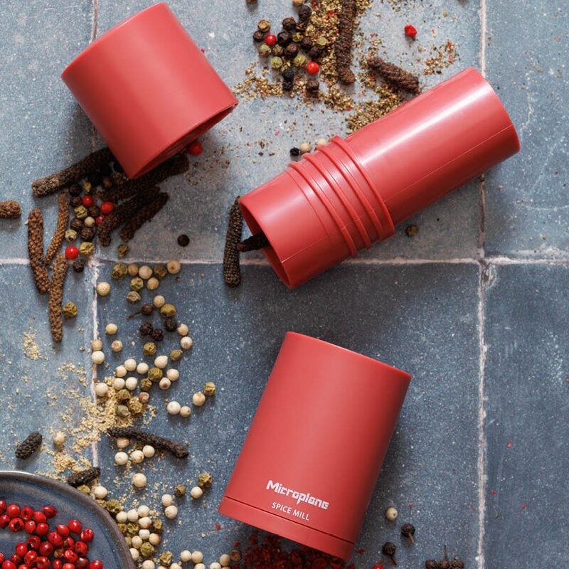 Microplane Spice Mill krydderkvern 12 cm lipstick pink