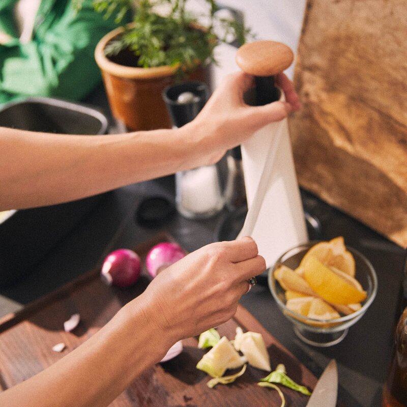 Rosendahl Paper pal kjøkkenrullholder 30 cm svart