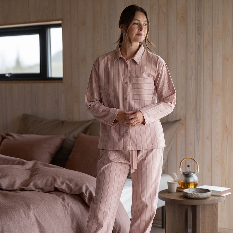 Høie Nova flanell pyjamas dame str S varm rosa