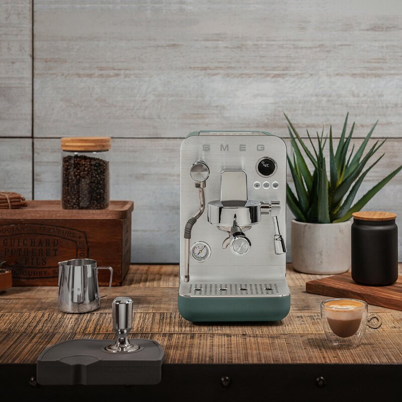 SMEG Minipro espressomaskin EMC02 1,7L smaragdgrønn