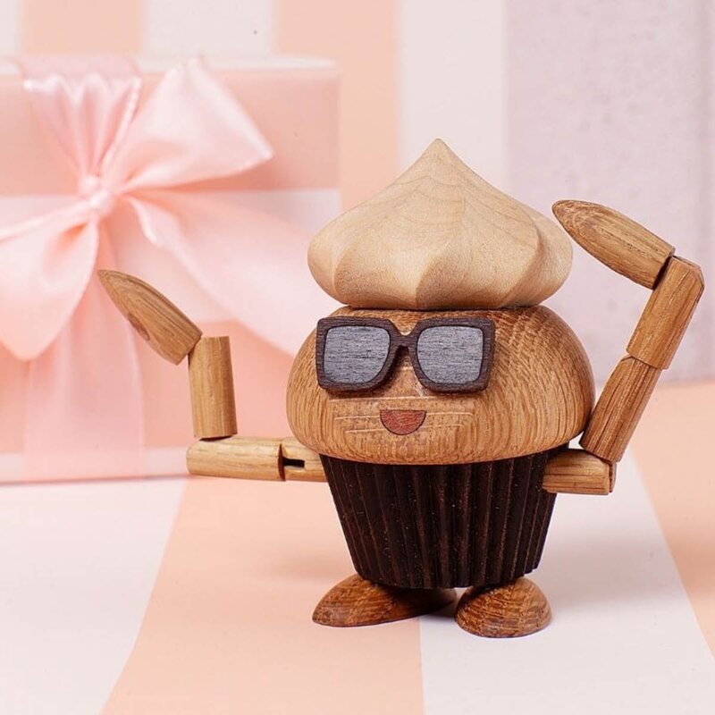 Spring Copenhagen Woodies Carrie Cupcake trefigur 8 cm eik