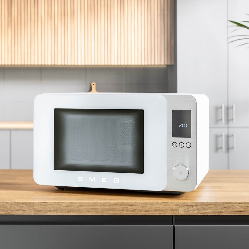 SMEG Collezione mikrobølgeovn varmluft MOC02 2100W matt hvit