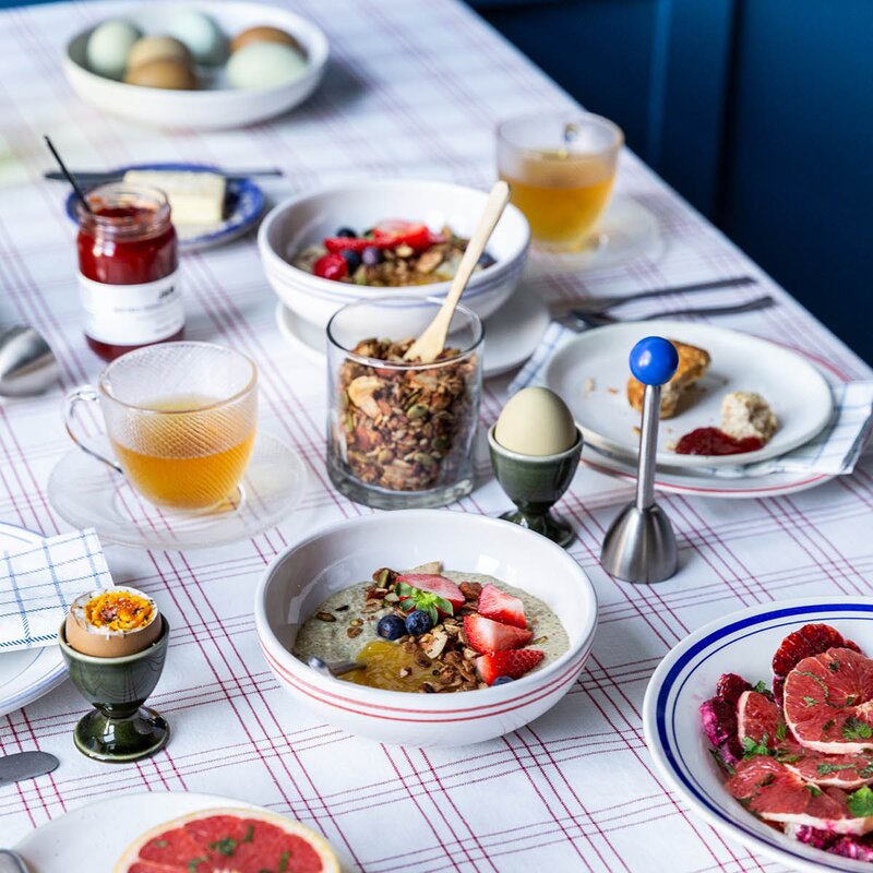 Nicolas Vahé Chef duk 150x260 cm rød/hvit