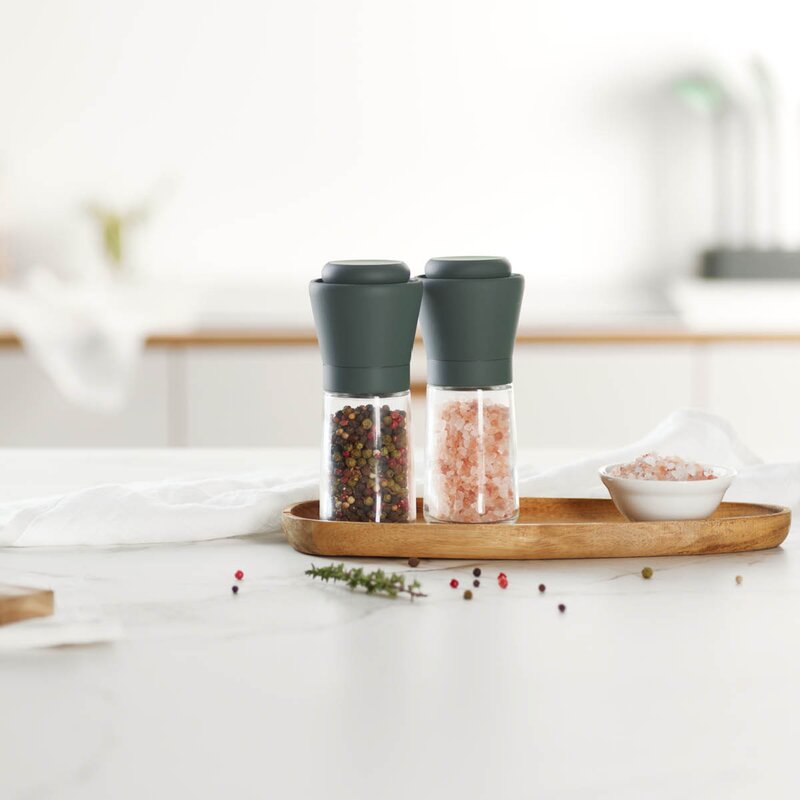 Lékué Salt- og pepperkvern 15,2 cm 2 deler grå/klar