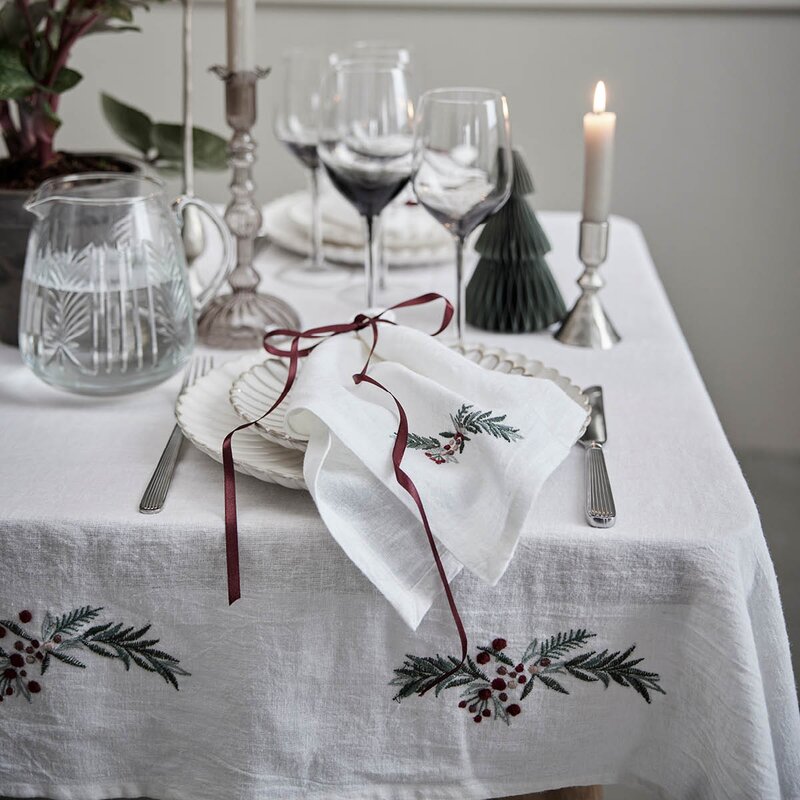 Lene Bjerre Penine juleduk 320x140 cm hvit