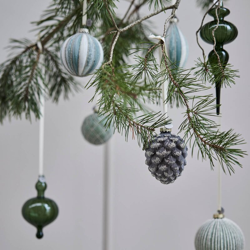 Lene Bjerre Nomillia ornament avlang 13 cm blå/benhvit