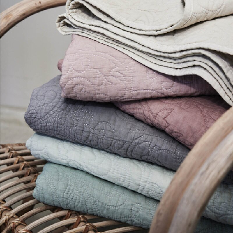 Lene Bjerre Isabelle pledd 170x130 cm sage