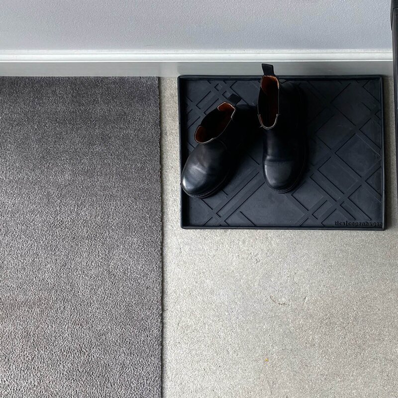 Tica Copenhagen Lines sko- og støvelbrett 48x38x3 cm svart