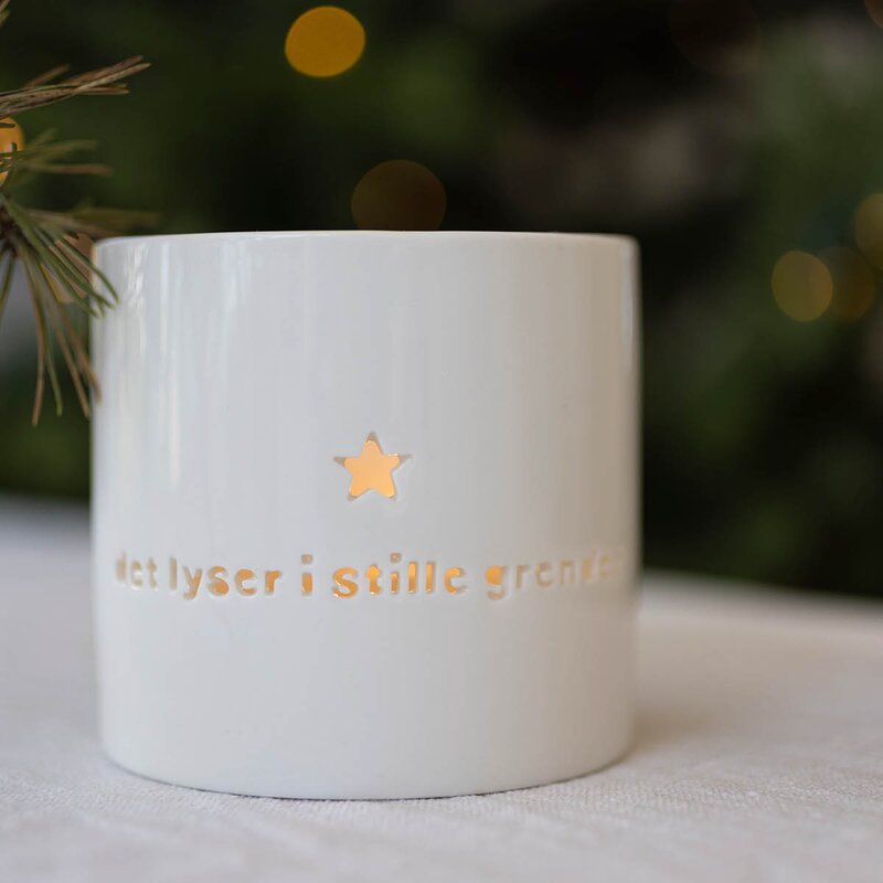 Sögne Home Telysholder 8 cm hvit Det lyser i stille grender