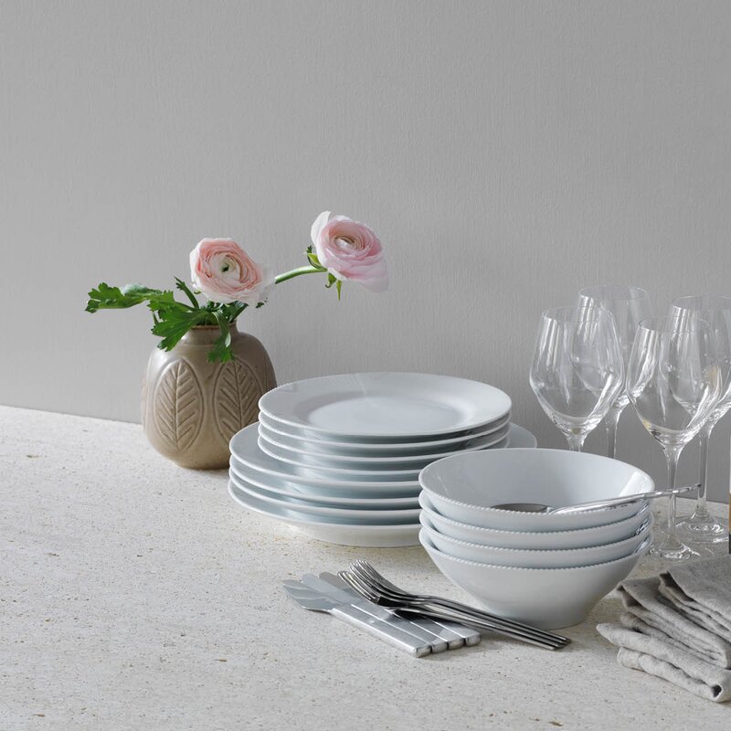 Royal Copenhagen White Elements skål 18 cm 78 cl