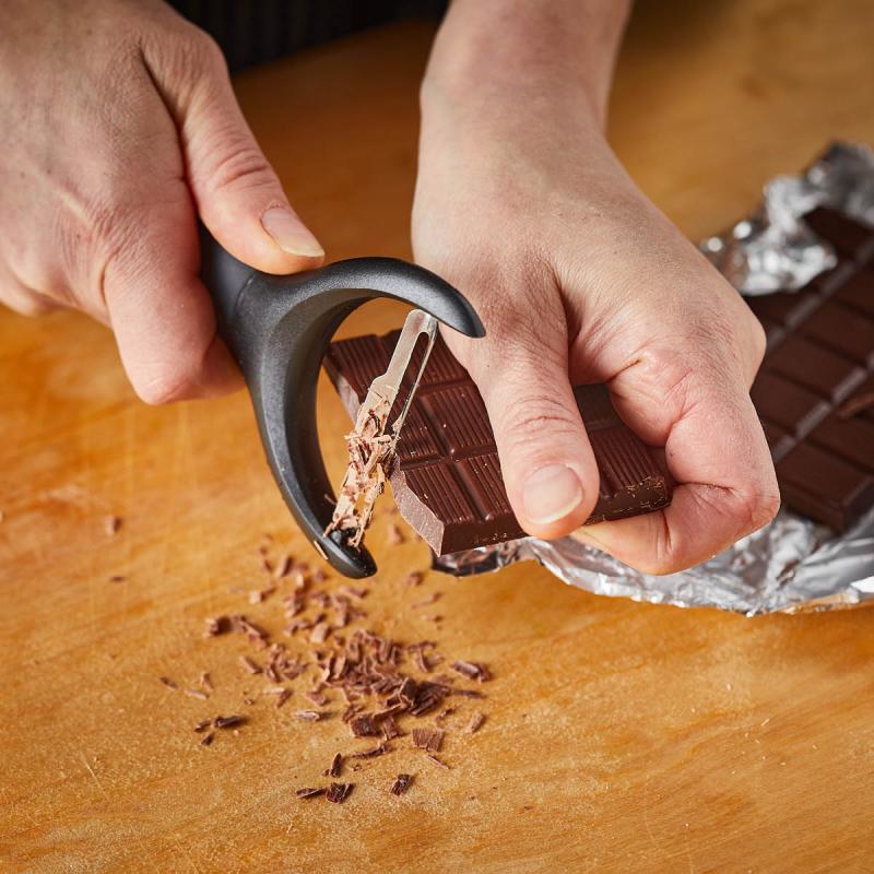 Fiskars Functional Form skreller m/tverrgående blad