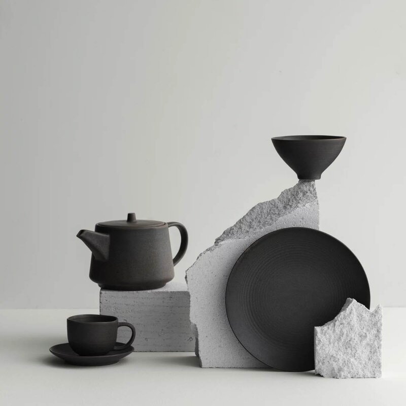 Blomus Kumi frokosttallerken 21 cm mørk brun