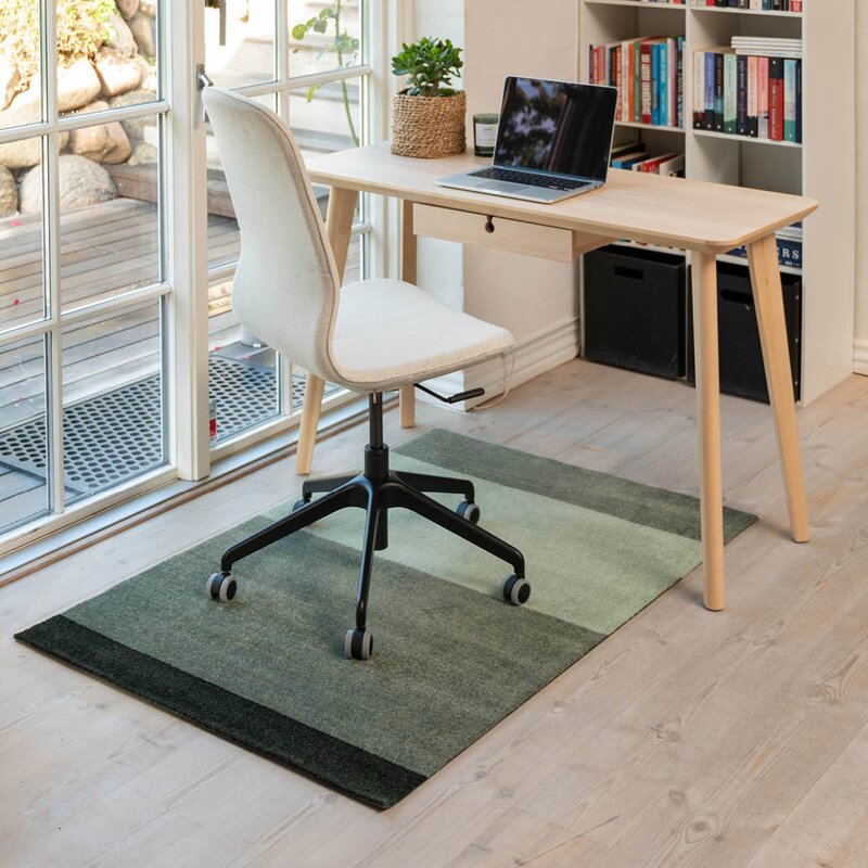 Tica Copenhagen Stripes horisontal gulvmatte 120x67 cm green