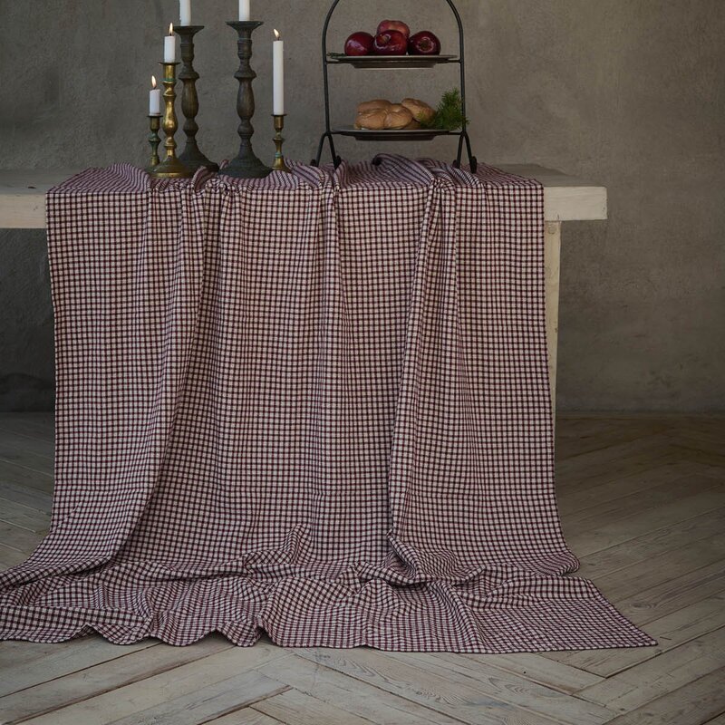 Fondaco Mette bordduk 140x280 cm vinrød