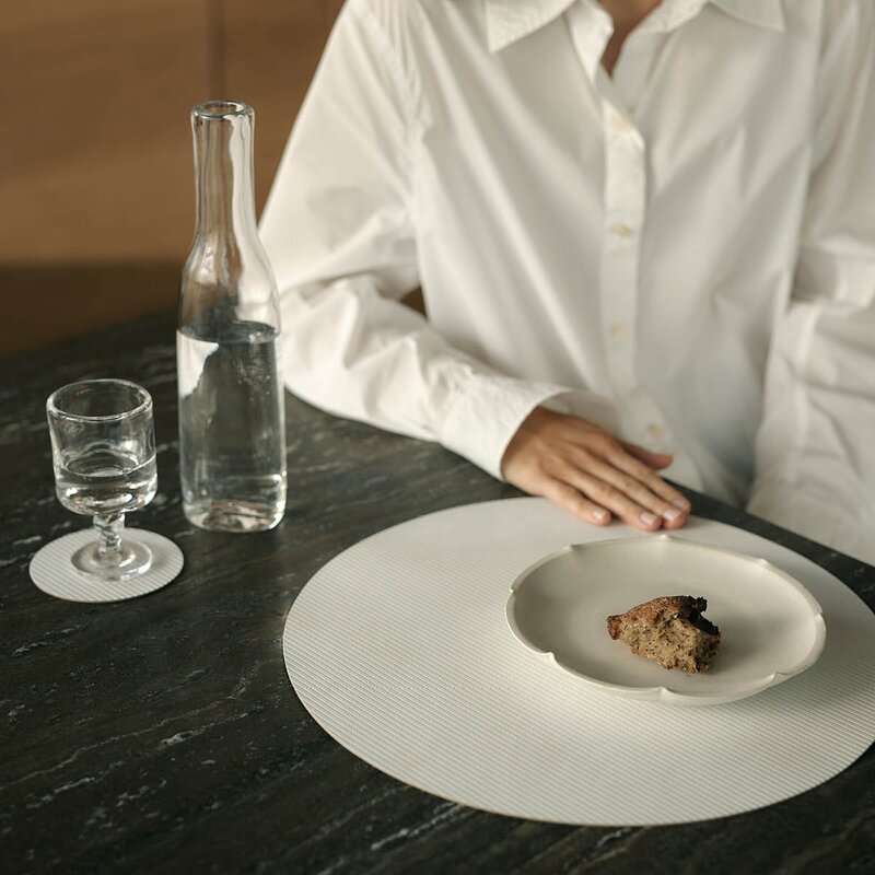 LIND DNA Circle Corduroy glassbrikke 10 cm Pure White