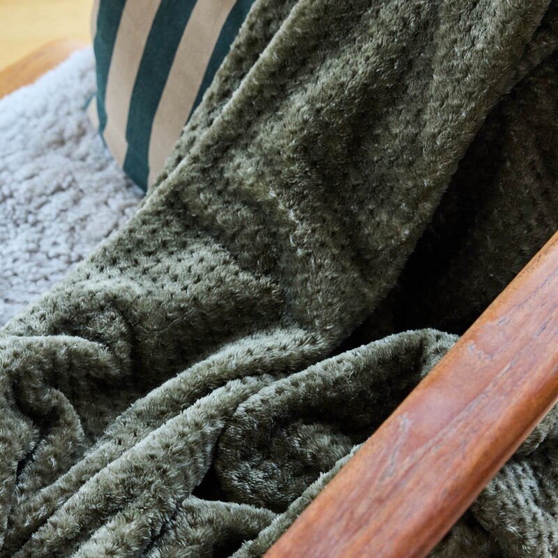 Sagaform Anni fleece teppe 130x170 cm grønn