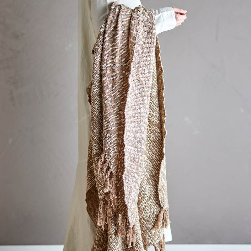 Bloomingville Pledd Okapi 160x130 cm brun